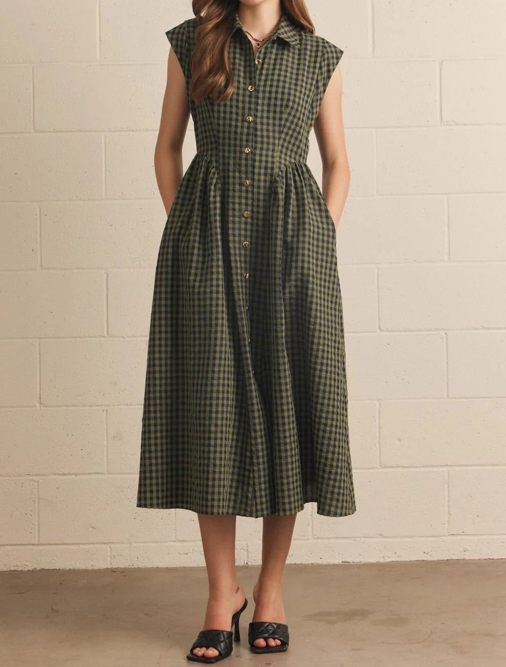 Gingham Sleeveless Collared Waisted Midi Dress