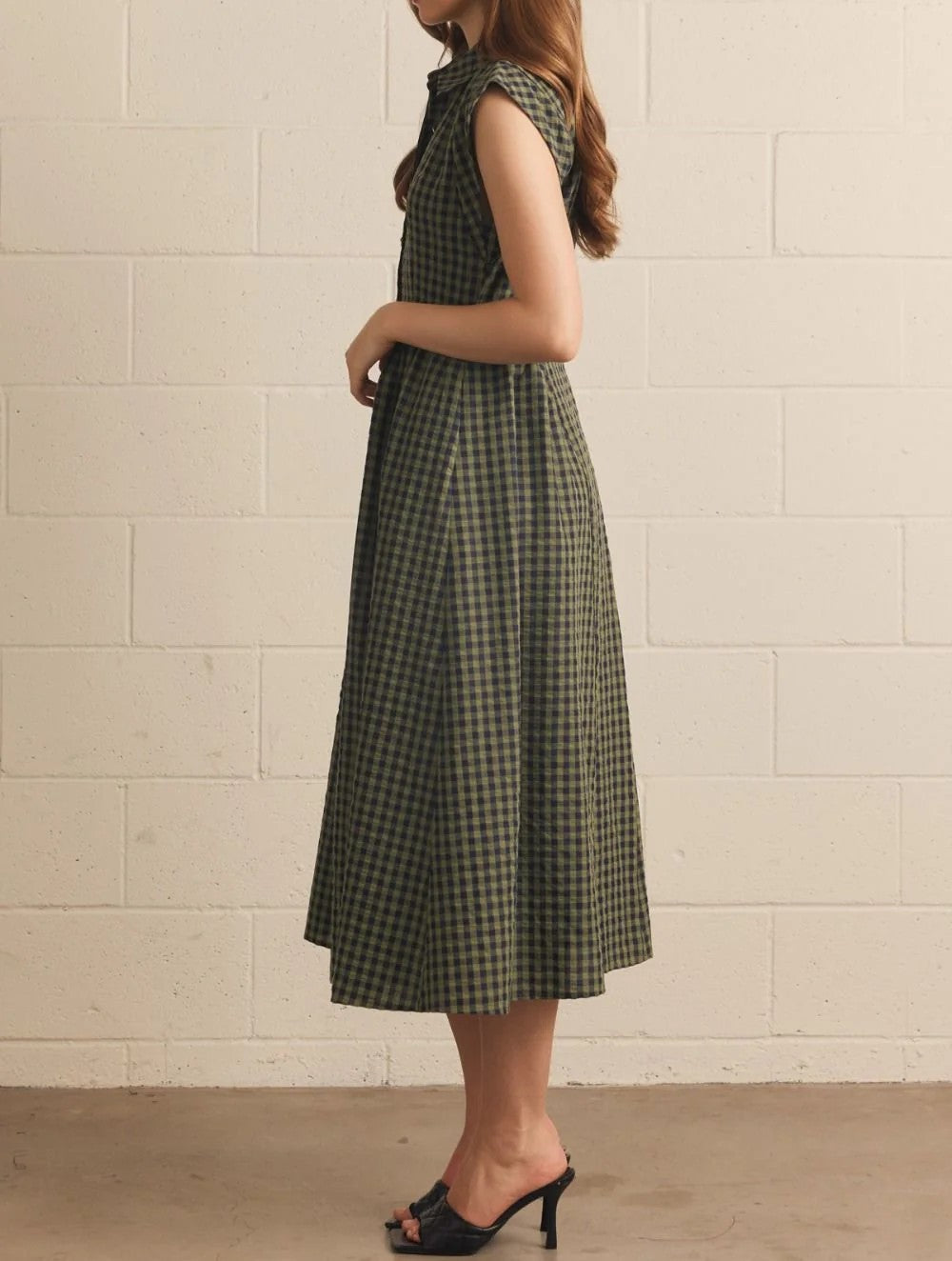 Gingham Sleeveless Collared Waisted Midi Dress