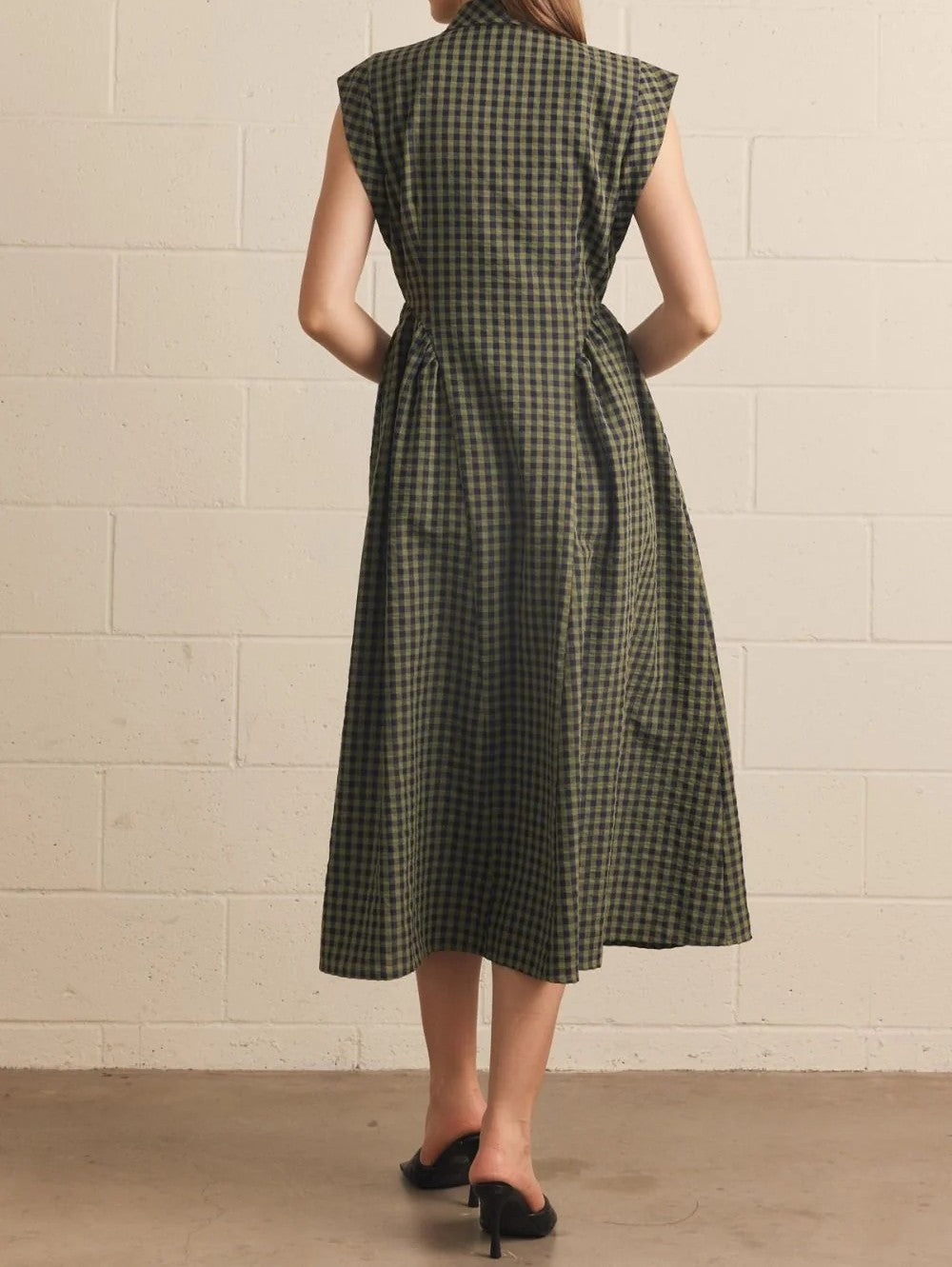 Gingham Sleeveless Collared Waisted Midi Dress